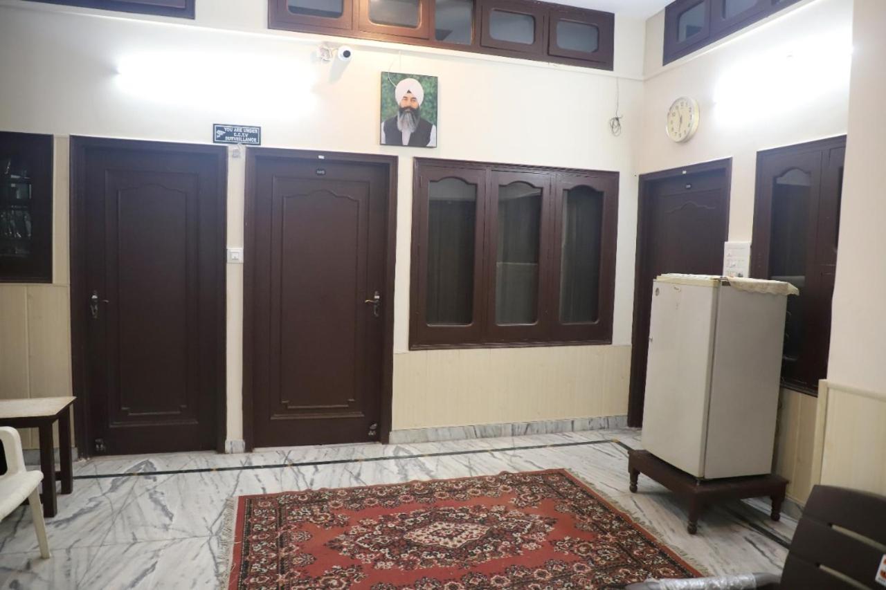Rk Lodge Amritsar Eksteriør billede