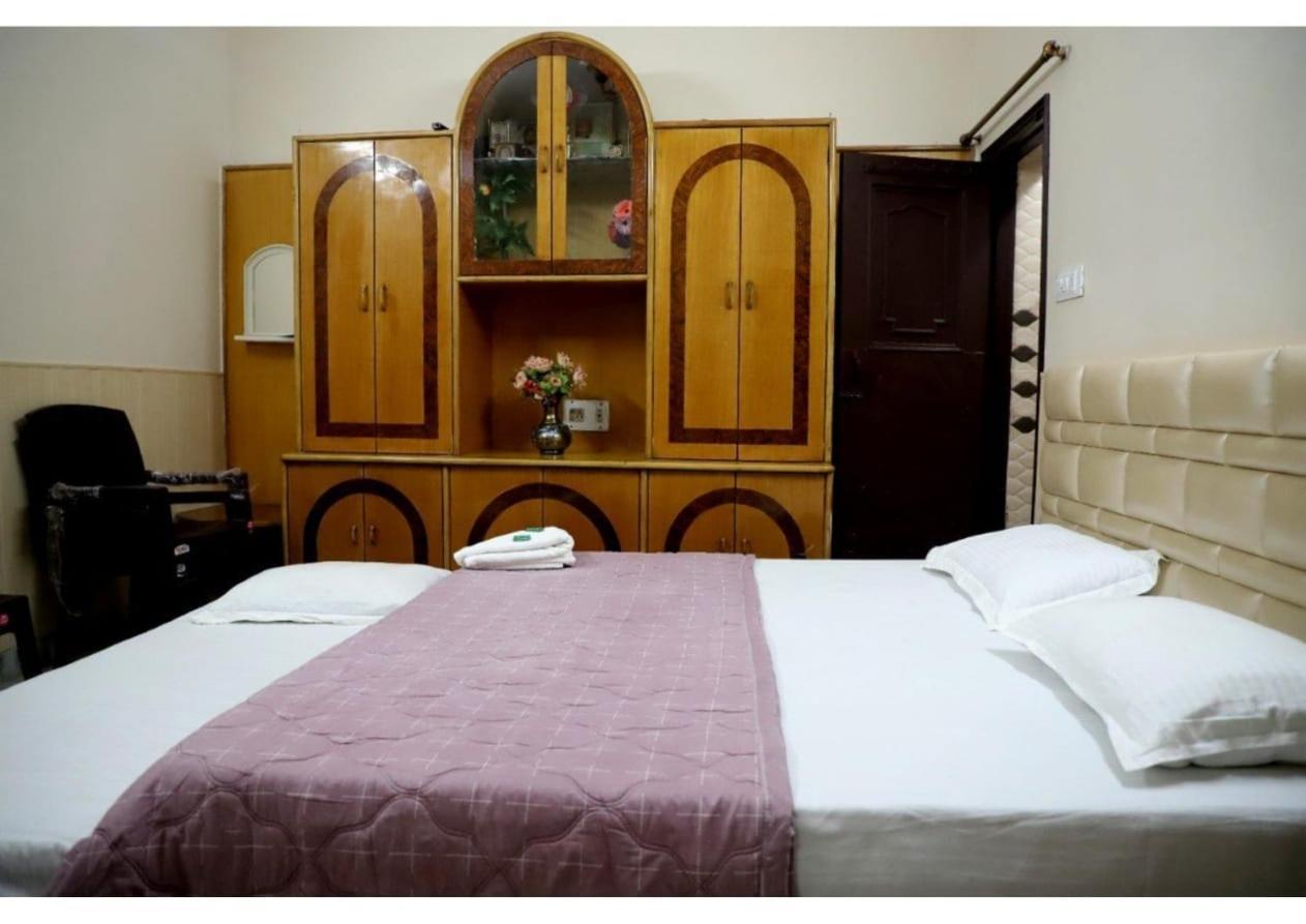 Rk Lodge Amritsar Eksteriør billede