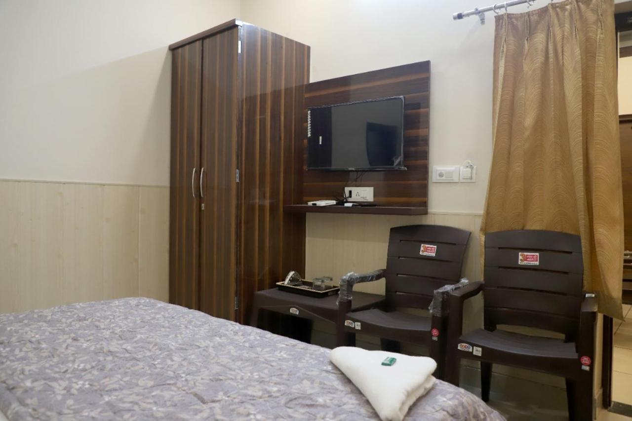 Rk Lodge Amritsar Eksteriør billede
