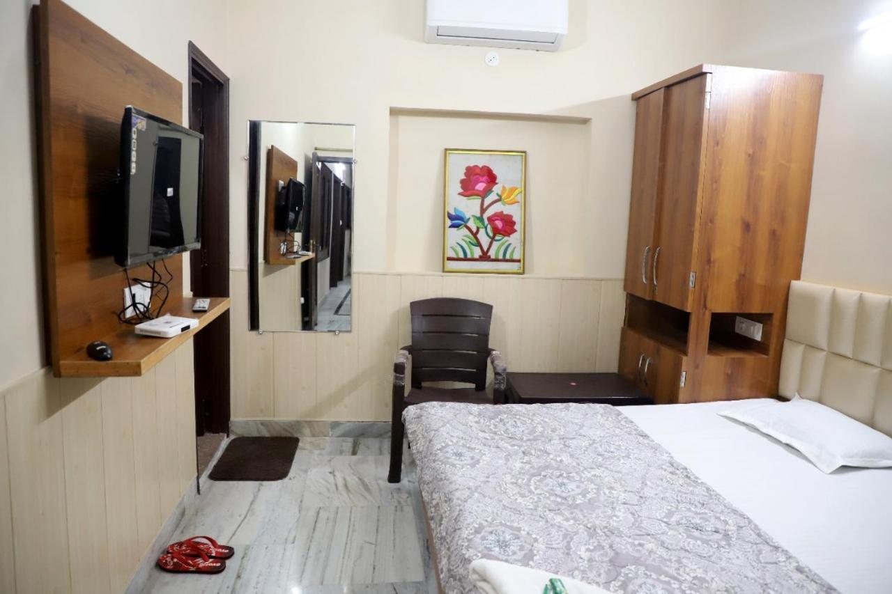 Rk Lodge Amritsar Eksteriør billede