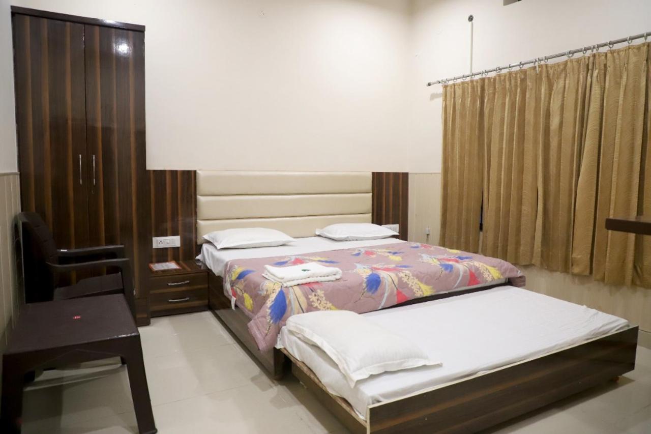 Rk Lodge Amritsar Eksteriør billede